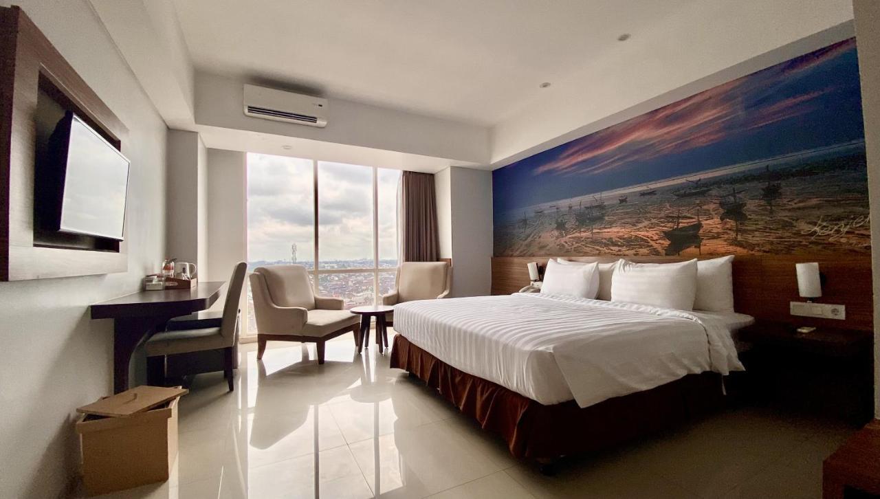 Ascent Premiere Hotel And Convention Malang Exterior foto