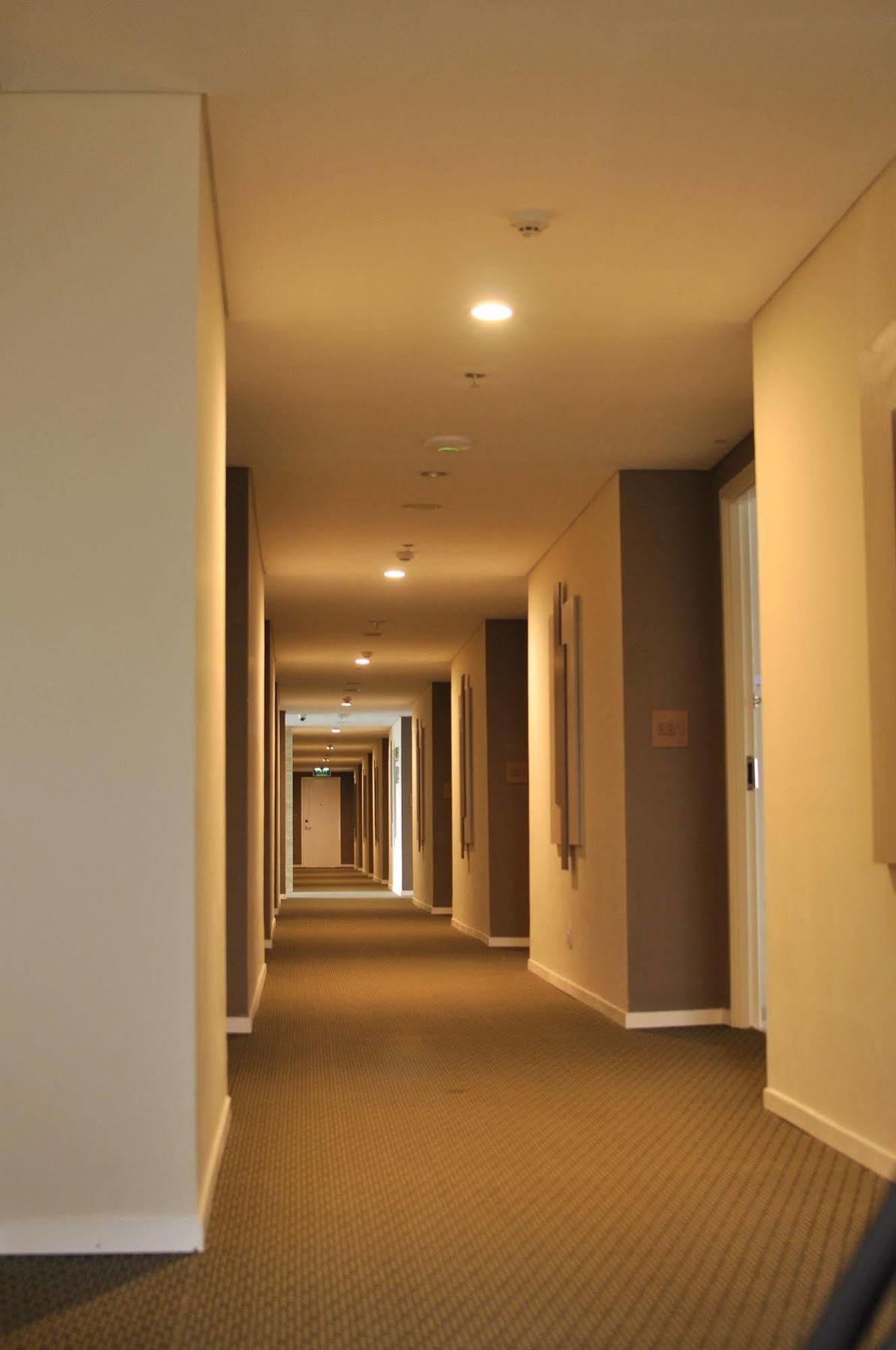 Ascent Premiere Hotel And Convention Malang Exterior foto